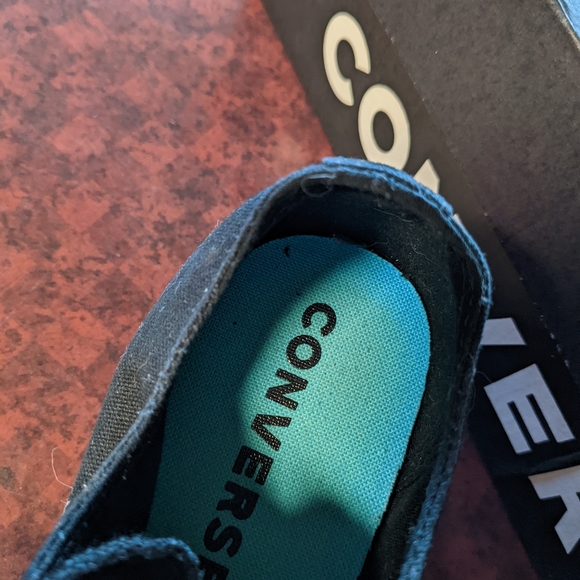 Black Rainbow Sole Converse - Picture 3 of 5